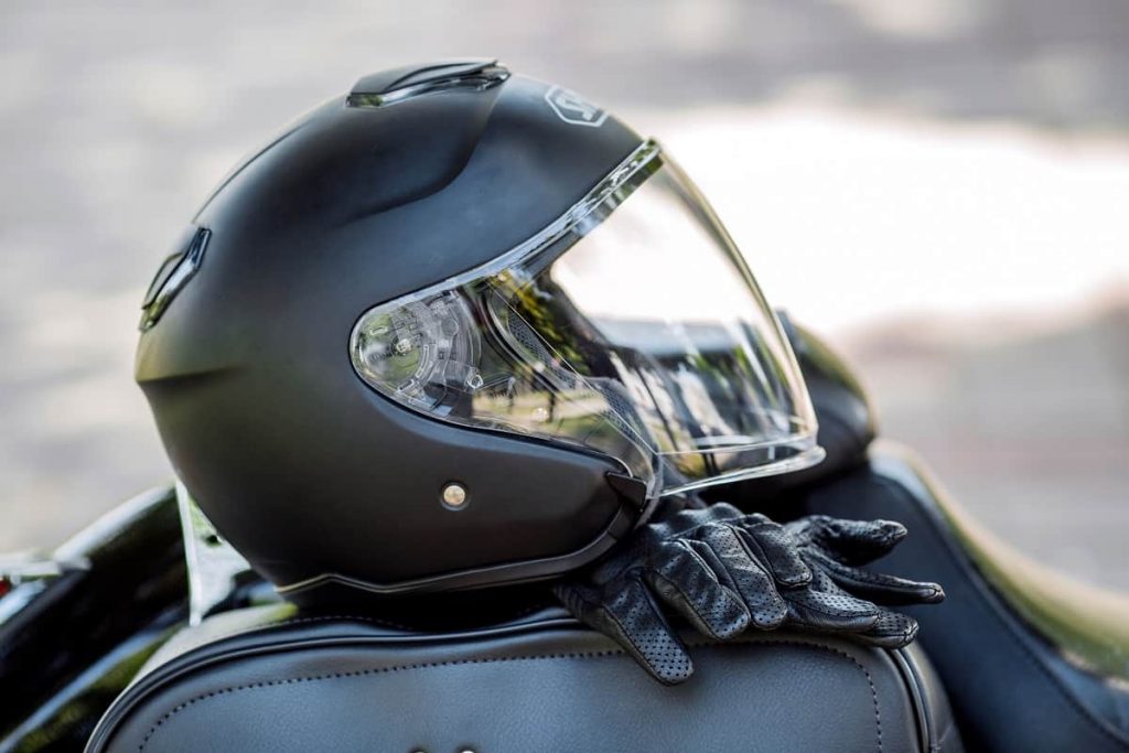 How Long are Motorcycle Helmets Good For - motorgearlab.com