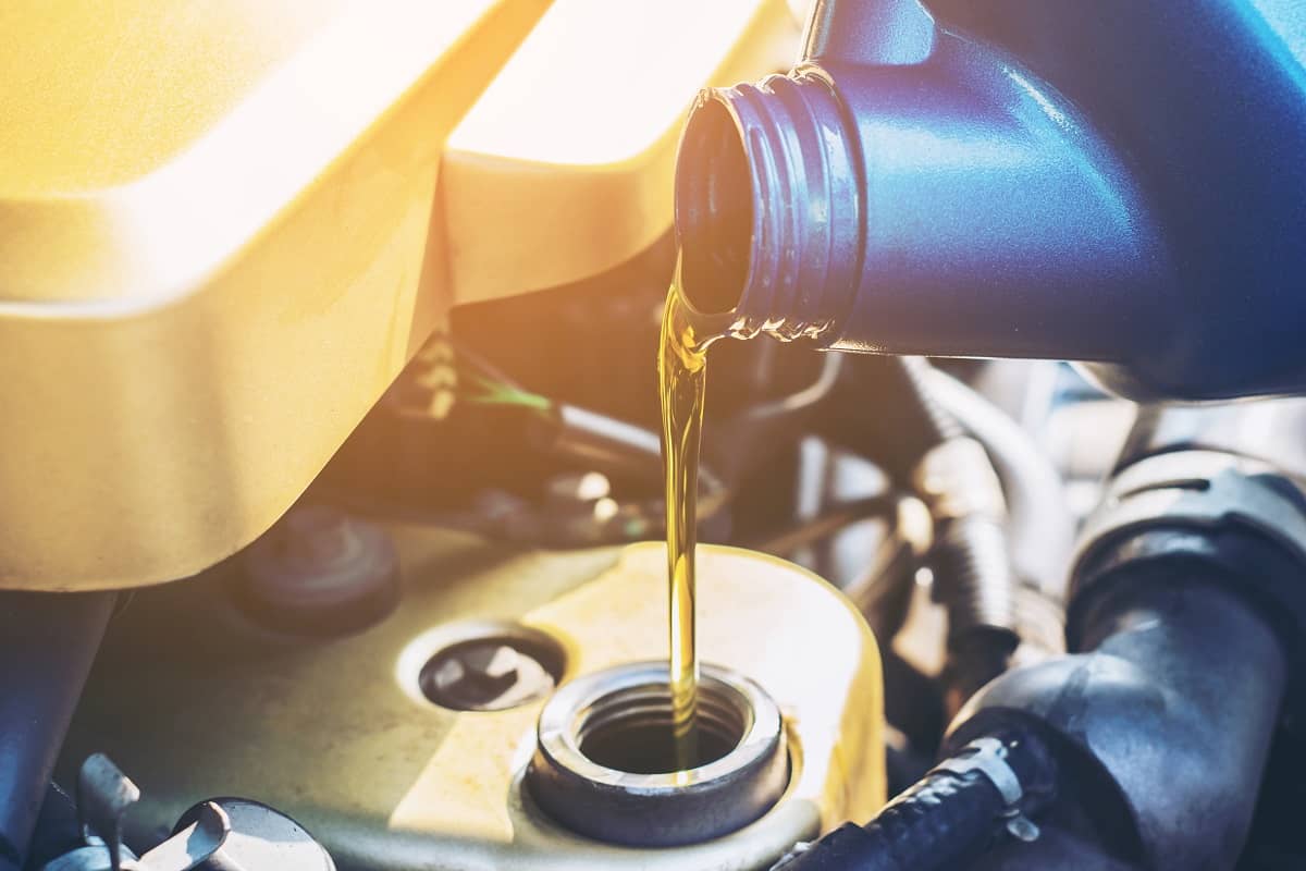 What Happens if you Put the Wrong Oil in Your Car? Motor